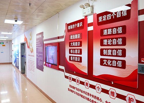 强化标杆引领，推进阵地建设